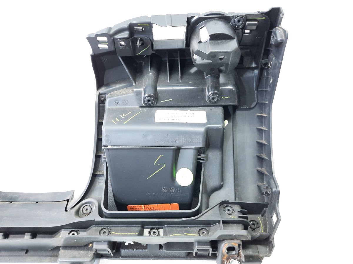 Passat s Накладка торпеди нижня ліва Volkswagen Passat S 2012-2015 561858365 Volkswagen Passat S 3