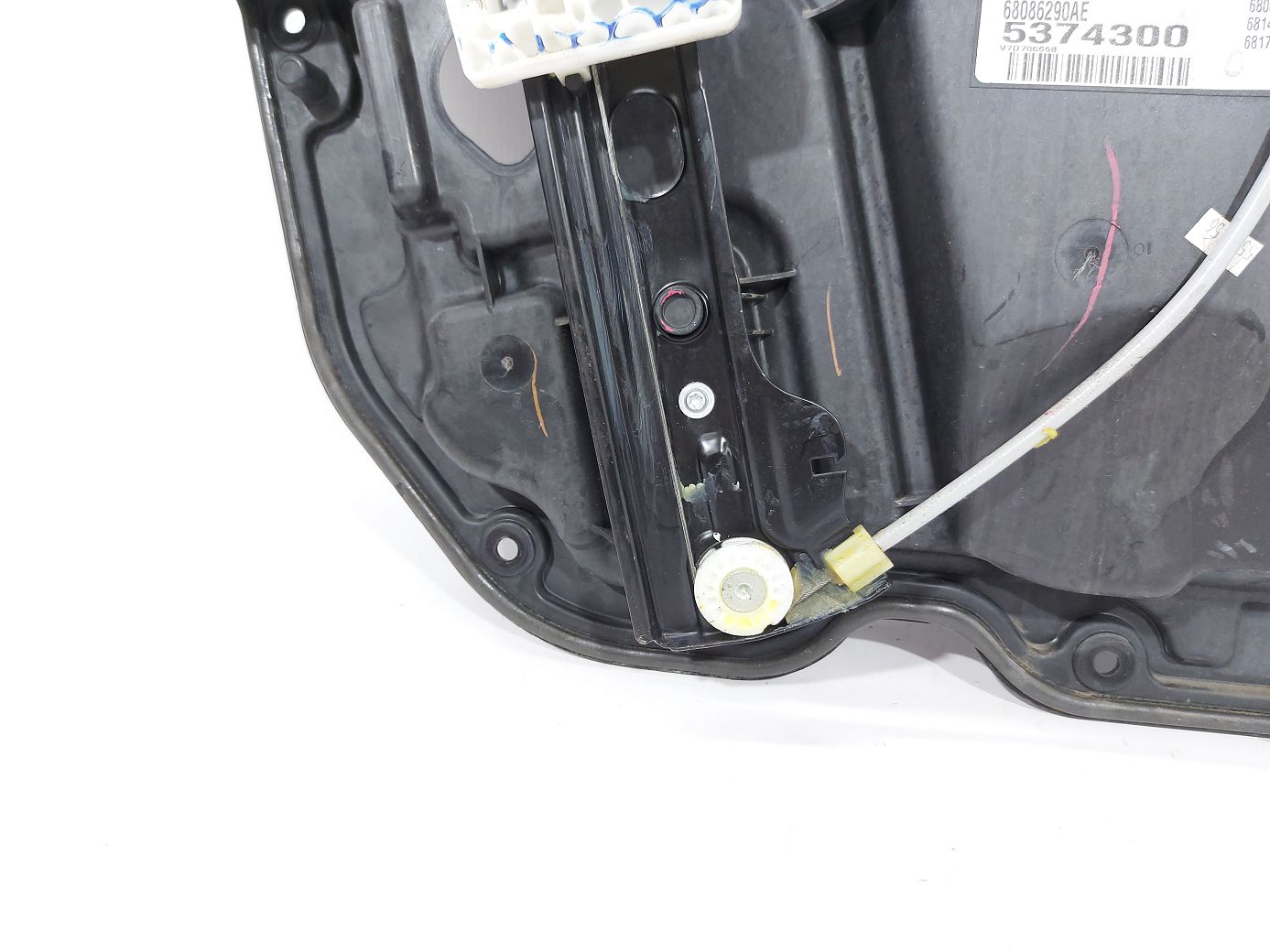 Dart Склопідйомник дверей передньої правої Dodge Dart 2013-2019 68170372AA Dodge Dart 2