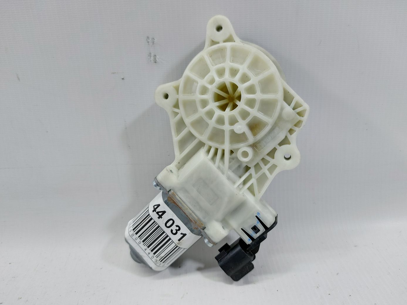 Focus Моторчик склопідйомника двері задньої лівої Ford Focus 2012-2018 6CPZ9923394B Ford Focus 2