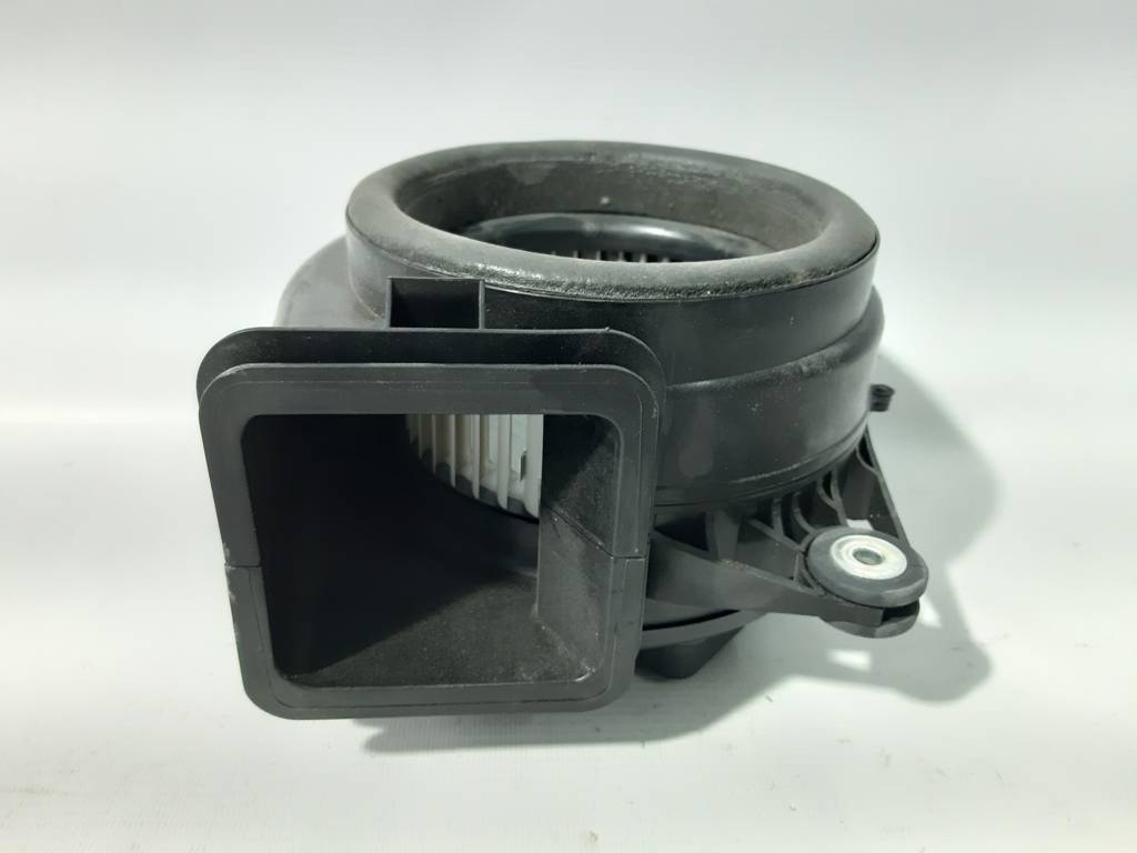 Volt Моторчик вентилятора печки Chevrolet Volt 2011-2016 22954786 Chevrolet Volt 3