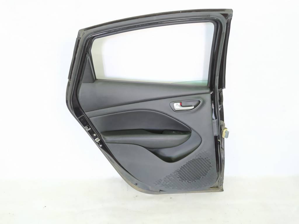 Dart Двері задні ліві Dodge Dart 2013-2019 68158727AD Dodge Dart 45