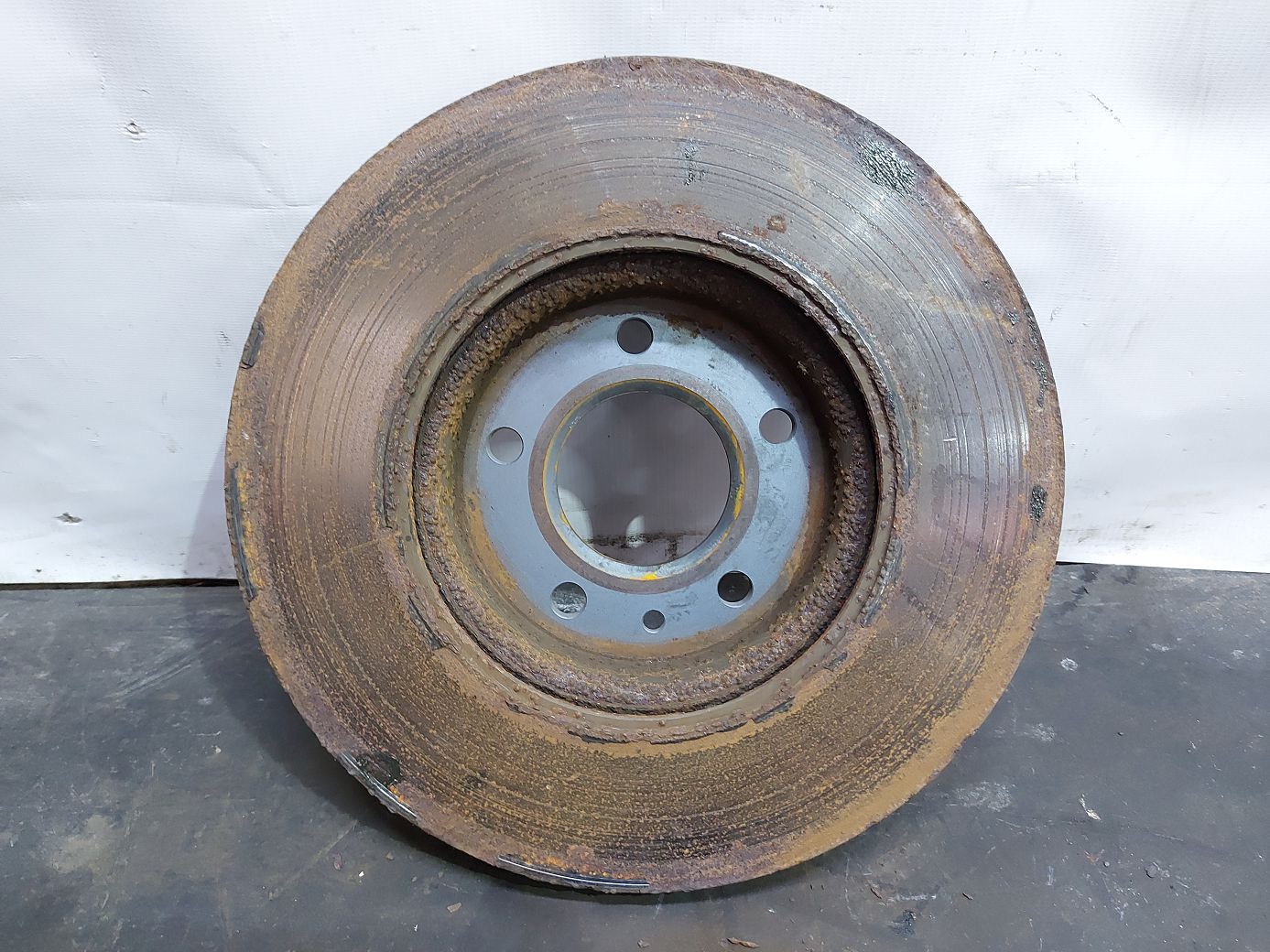 Malibu Диск гальмівний передній лівий/правий Chevrolet Malibu 2016-2021 13537160 Chevrolet Malibu 8