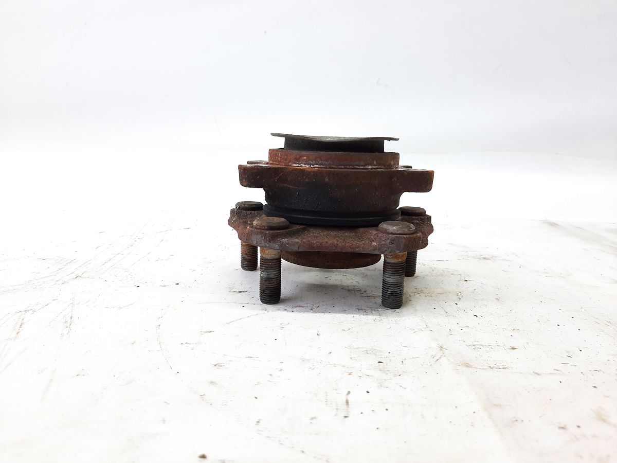 Sentra Ступица передняя левая/правая Nissan Sentra 2017 402029SM0A Nissan Sentra 7