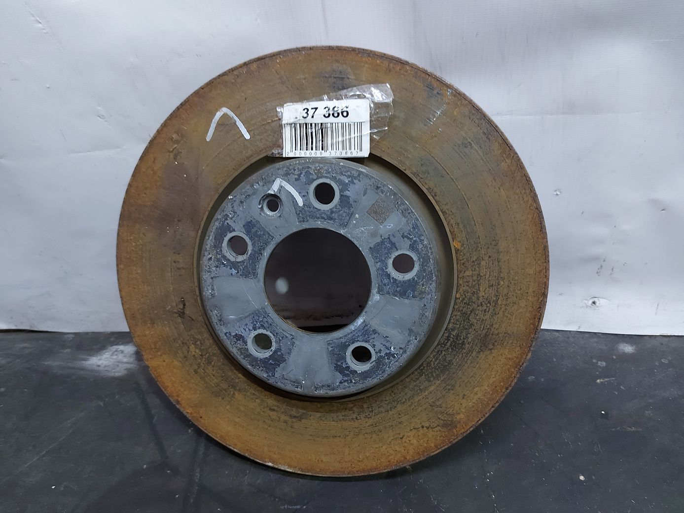 Malibu. Диск гальмівний передній лівий/правий Chevrolet Malibu 2016-2021 13537160 Chevrolet Malibu