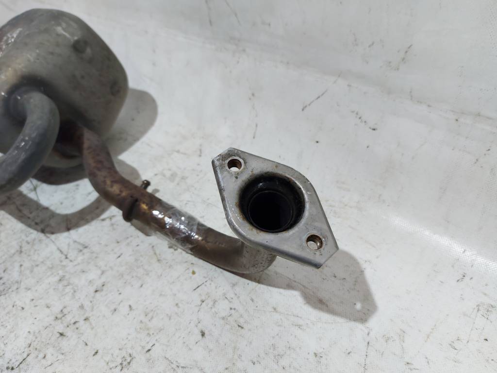 Prius c Глушник вихлопної труби Toyota Prius C 2012-2013 1743021870 Toyota Prius C 4