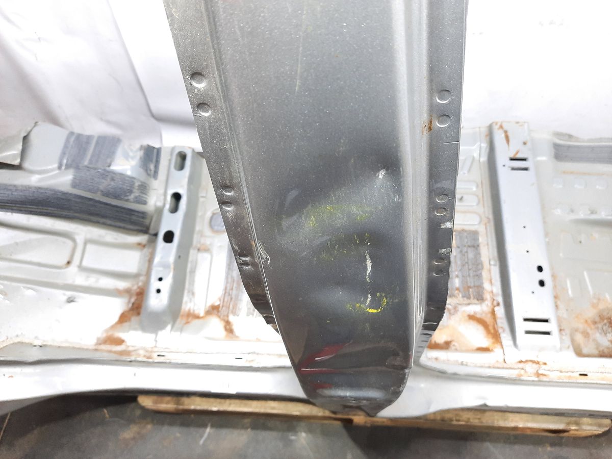 Equinox Стойка центральная правая (металл) Chevrolet Equinox 2010-2017 23466072 Chevrolet Equinox 14