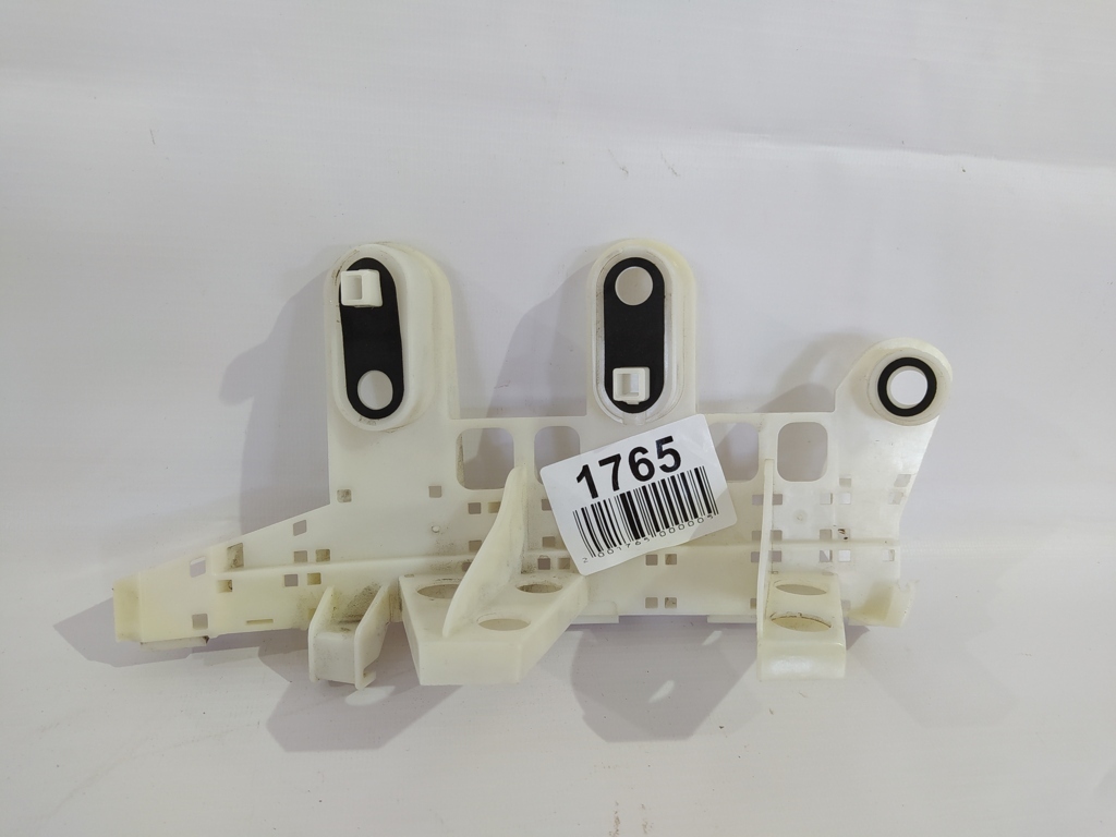 Impreza Кріплення заднього бампера верхнє ліве Subaru Impreza 2012-2016 57707FJ110 Subaru Impreza 4