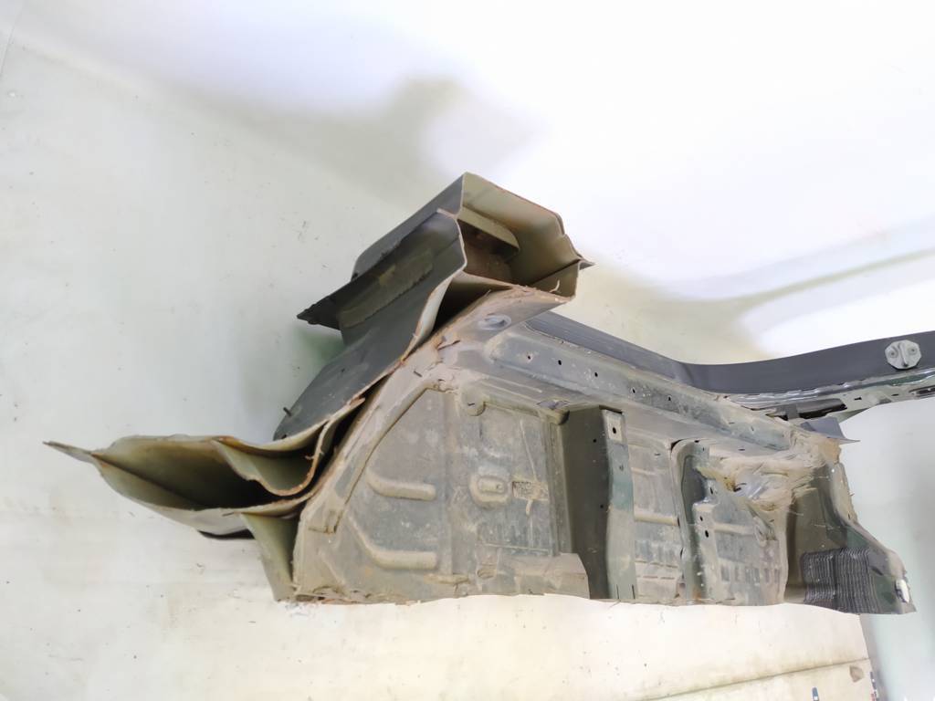 Fusion Стійка центральна права Ford Fusion 2013-2017 DS7Z5424300D Ford Fusion 8