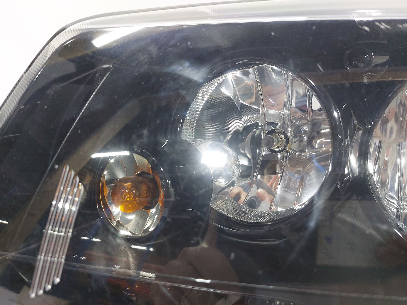 Grand caravan Фара передня ліва (відламані 2 кріплення, подряпини) Dodge Grand Caravan 2014-2020 68206501AE Dodge Grand Caravan 13