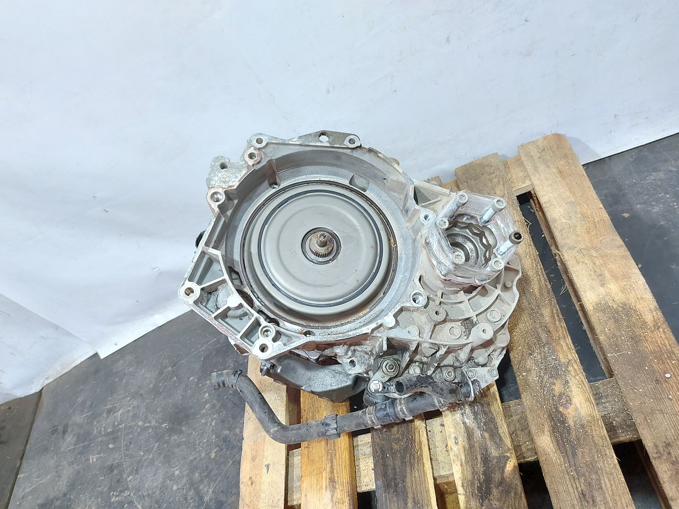 Passat Коробка АКПП (об'єм двигуна 3,6л) Volkswagen Passat 2012 02E300058B00D Volkswagen Passat 2