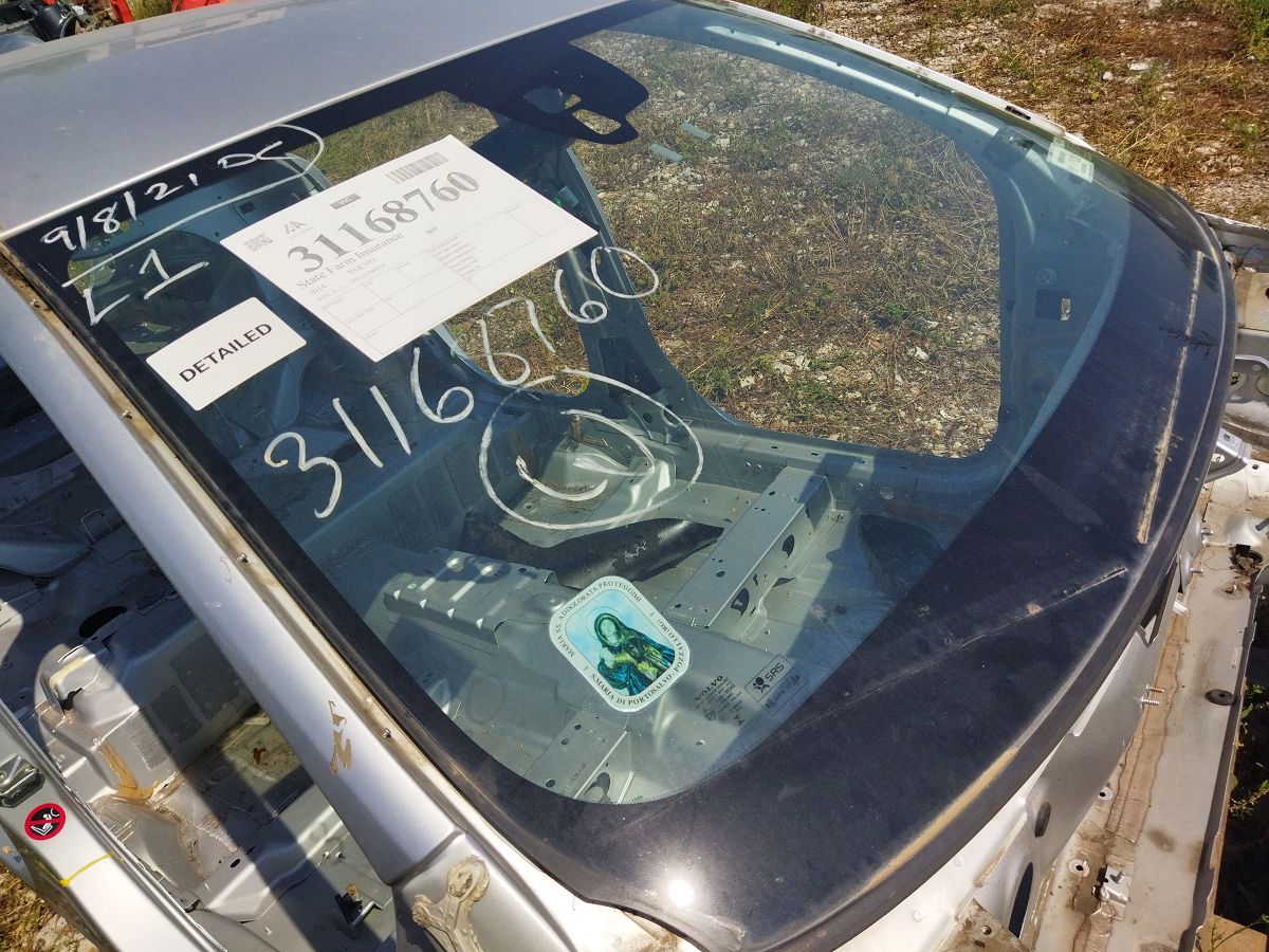 S60 Скло лобове Volvo S60 2013-2018 31402732 Volvo S60 3