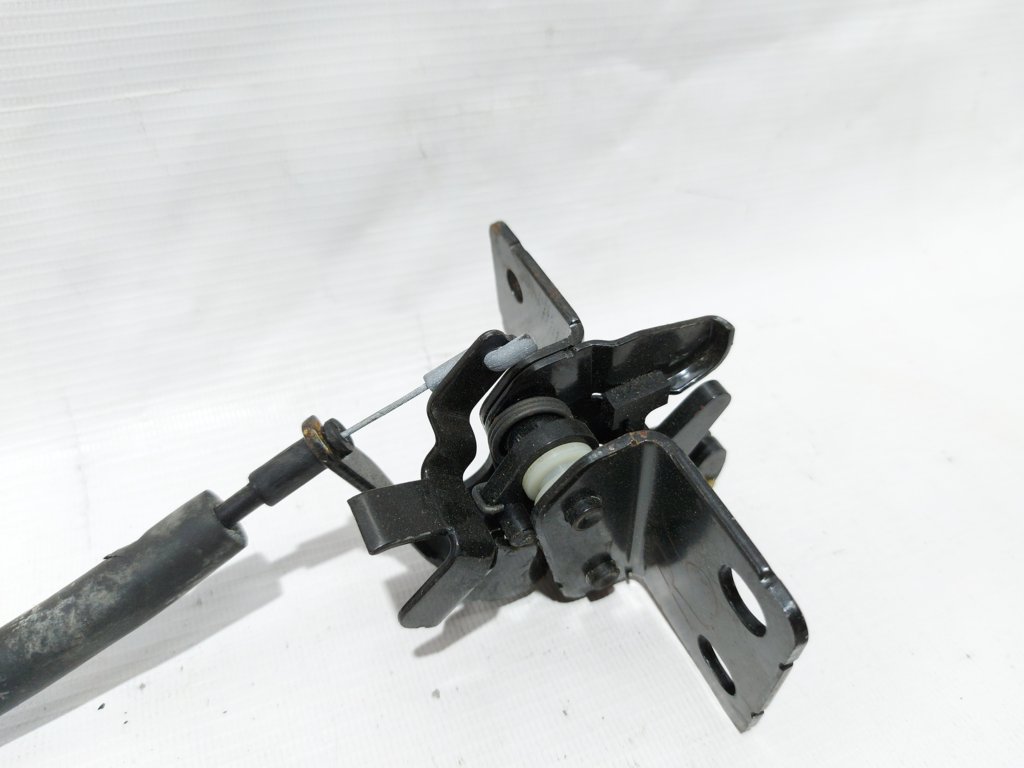 Altima Замок заднего ряда сидений правый/левый Nissan Altima 2013-2018 886413TE0A Nissan Altima 7