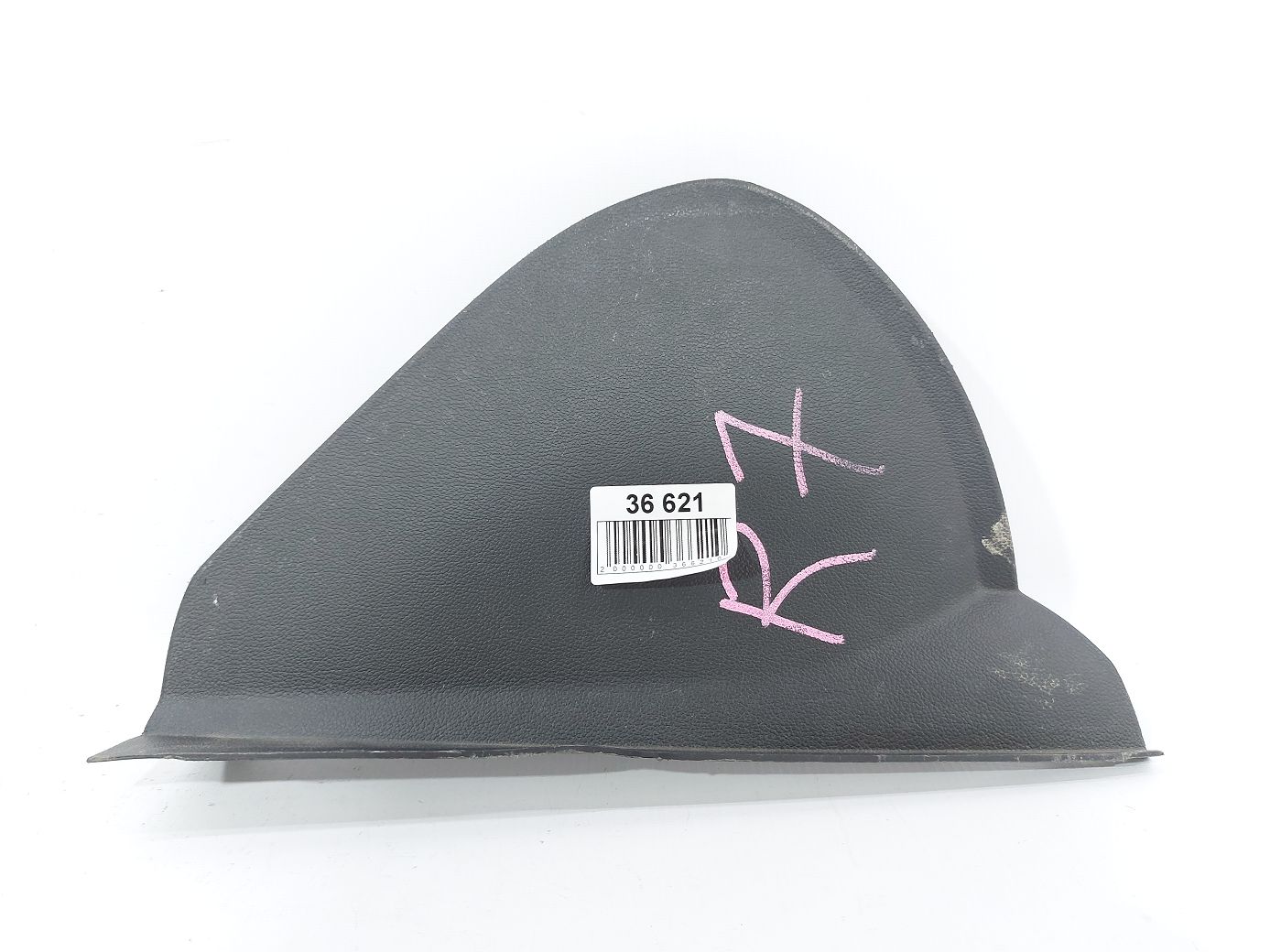 Cruze. Накладка торпеди збоку права Chevrolet Cruze 2016-2018 84035582 Chevrolet Cruze