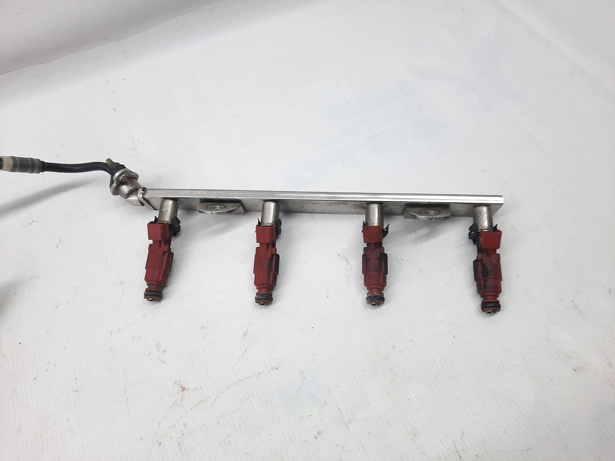 Elantra Паливна рейка Hyundai Elantra 2017-2020 353402E700 Hyundai Elantra 3