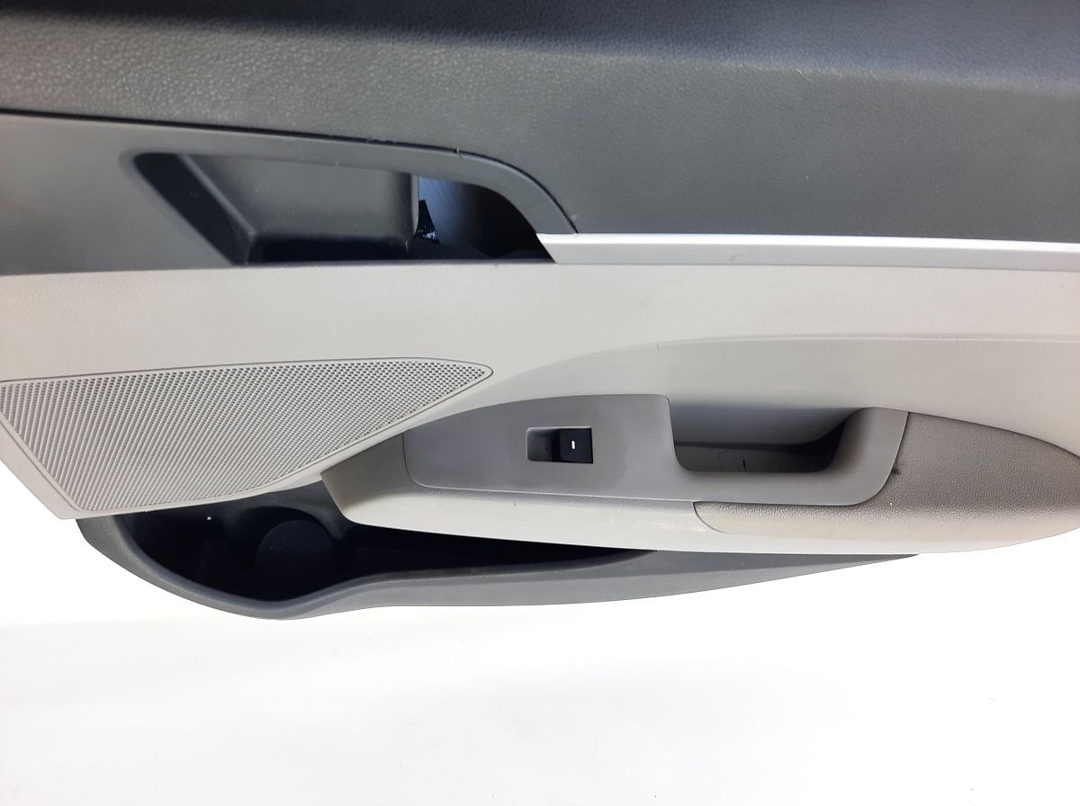 Elantra Карта двери задней правой Hyundai Elantra 2017-2018 83306F2000PKG Hyundai Elantra 2