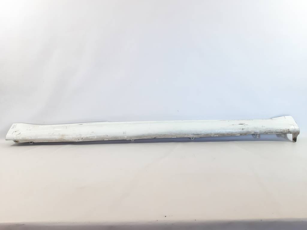 Scion tc. Накладка порога права Toyota Scion TC 2005-2010 7690121050A0 Toyota Scion TC