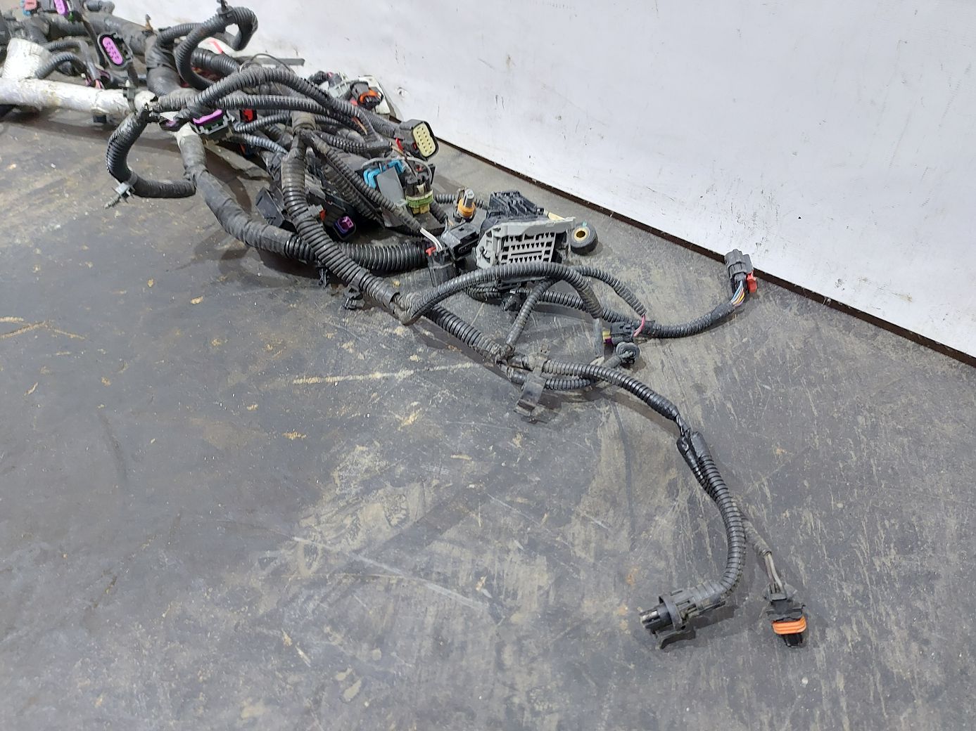 Equinox Проводка двигуна Chevrolet Equinox 2014-2015 23103156 Chevrolet Equinox 2