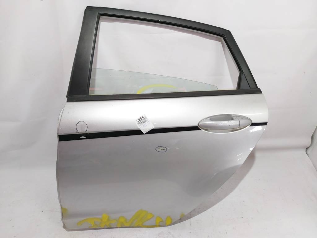 Fiesta sedan. Дверь задняя левая Ford Fiesta sedan 2011-2019 G2BZ5424631A