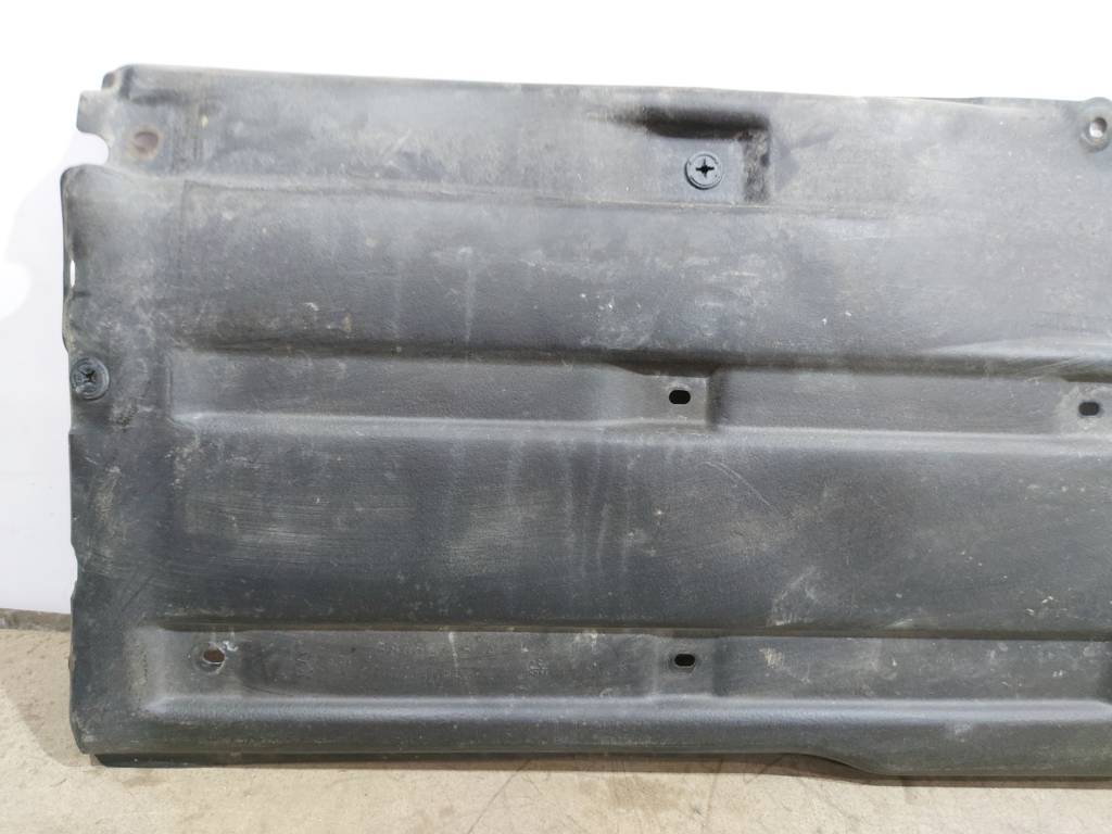 Dart Защита днища центральная правая Dodge Dart 2013-2019 68082726AE Dodge Dart 14