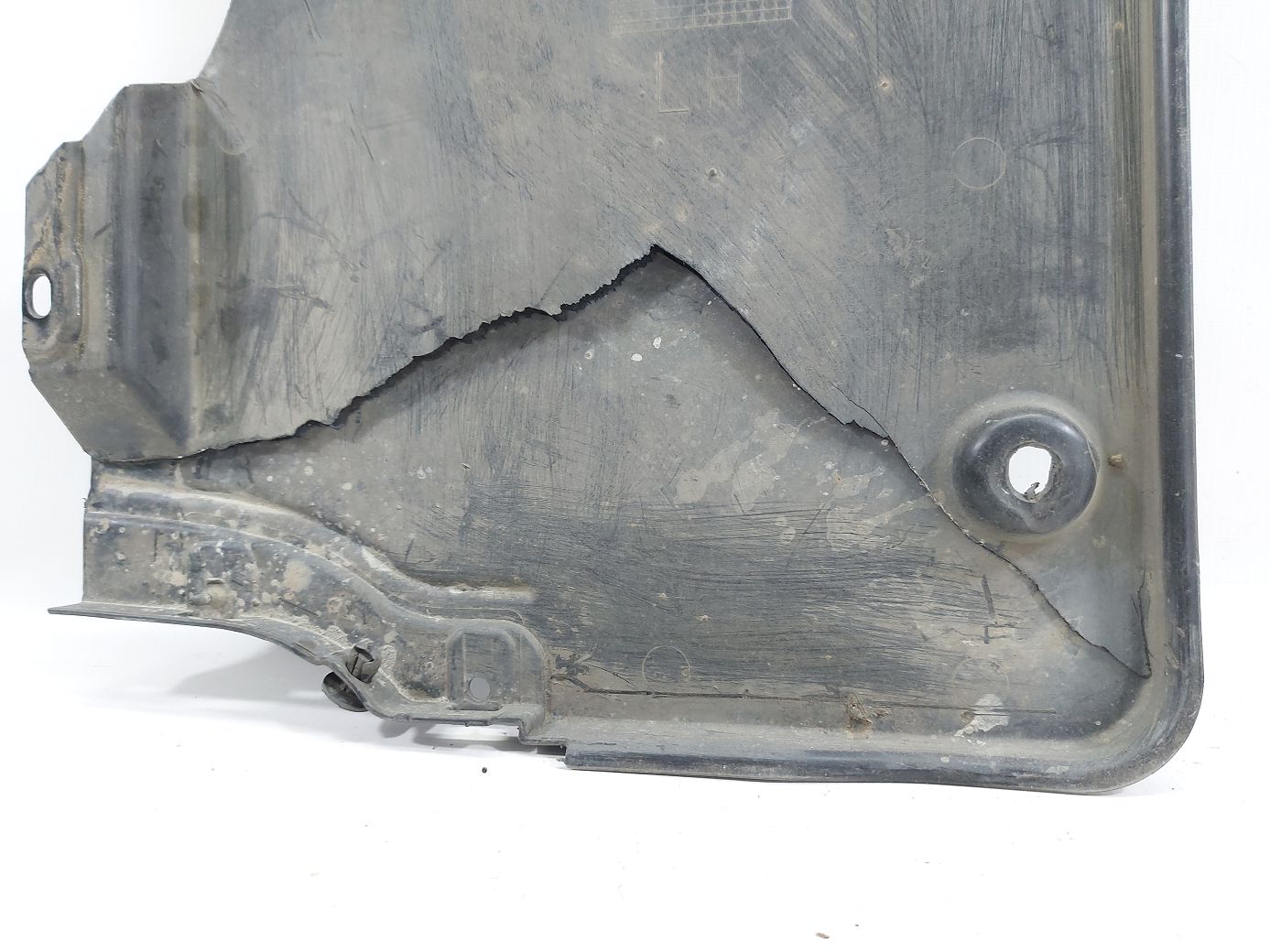 Ats Захист днища задній лівий Cadillac ATS 2014 22971715 Cadillac ATS 2