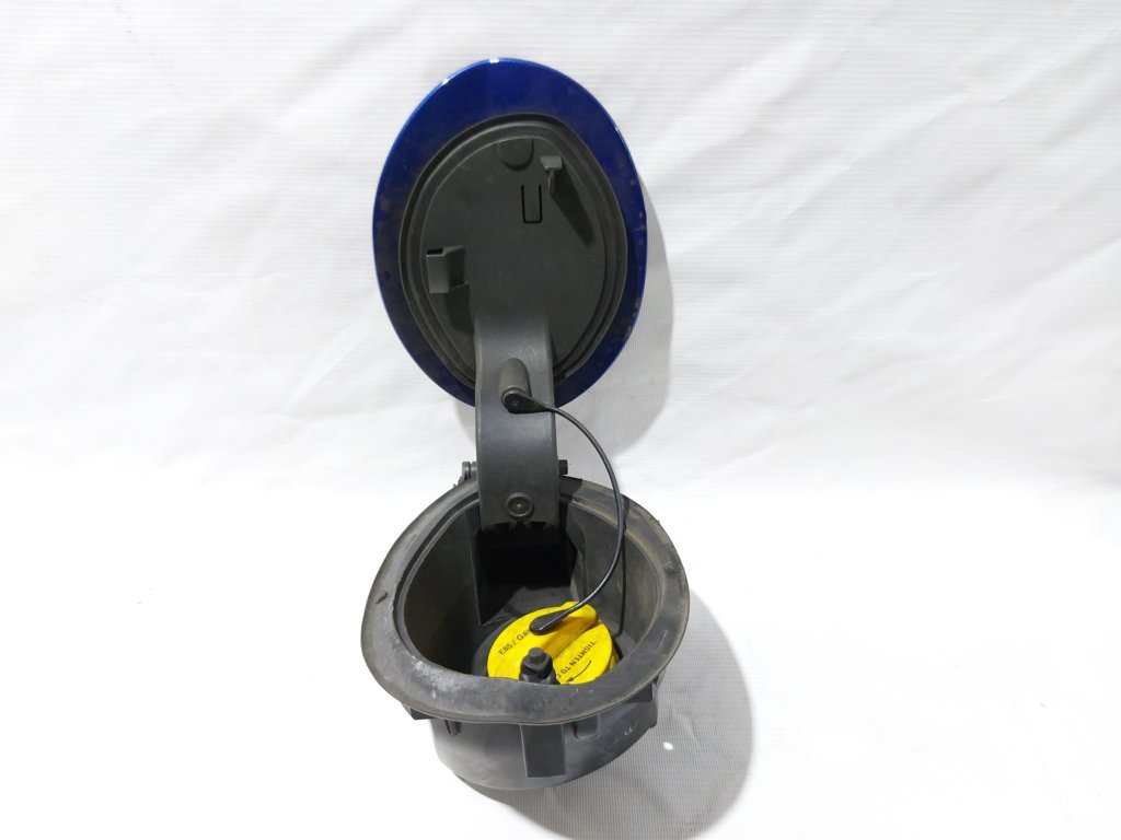 200 limited Лючок бензобака Chrysler 200 Limited 2015-2017 68137577AA Chrysler 200 Limited 14