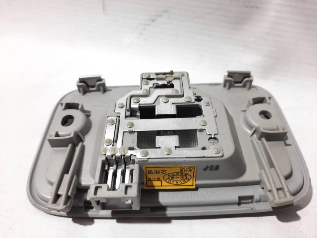 Veloster Плафон освітлення салону задній Hyundai Veloster 2012 92850-1R000-TX Hyundai Veloster 3