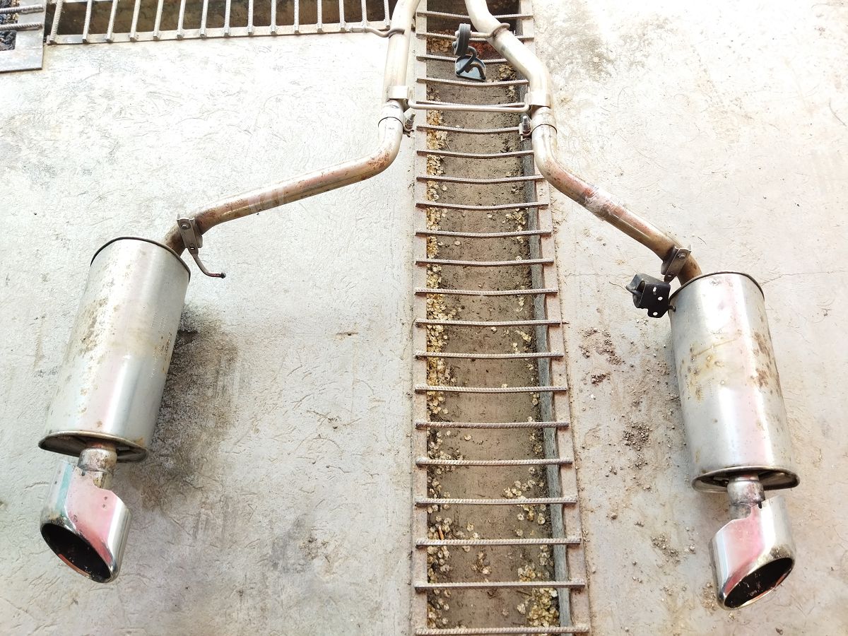 Xf Вихлопна труба (в зборі) Jaguar XF 2013-2015 C2Z18701 Jaguar XF 4