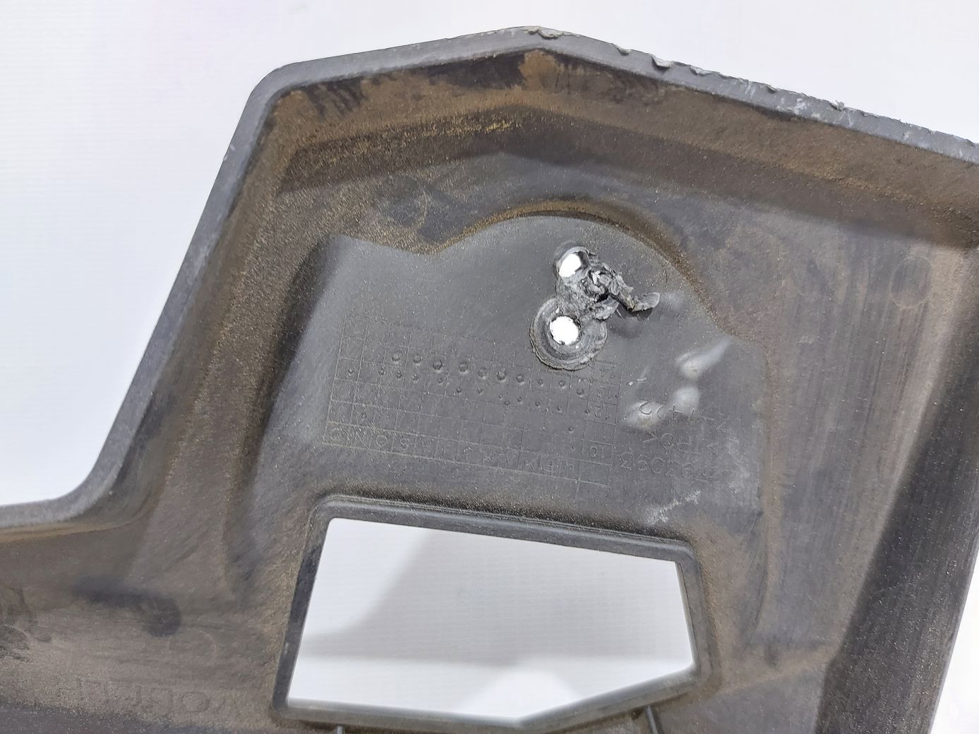 Volt Кріплення заднього бампера ліве верхнє Chevrolet Volt 2011-2015 22793093 Chevrolet Volt 5 Volt Кріплення заднього бампера ліве верхнє Chevrolet Volt 2011-2015 22793093 Chevrolet Volt 5