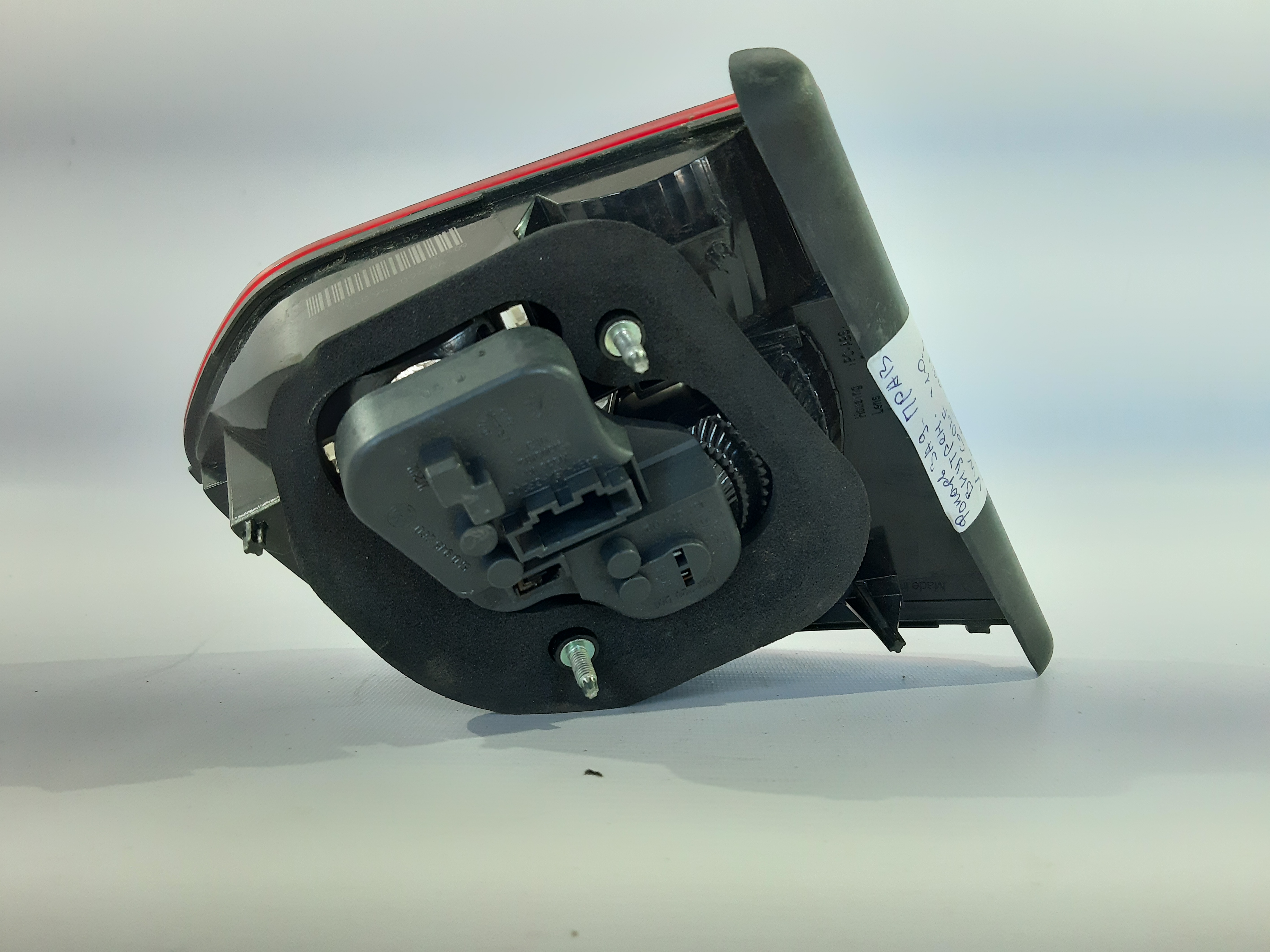 Golf Фонарь крышки багажника правый Volkswagen Golf 2010-2014 5K0945094AA Volkswagen Golf 2