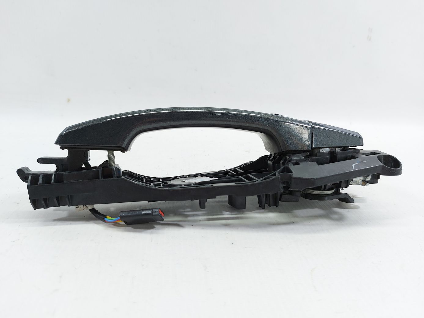 Trax Ручка наружная двери передней/задней левой/правой Chevrolet Trax 2015-2021 92233089 Chevrolet Trax 4