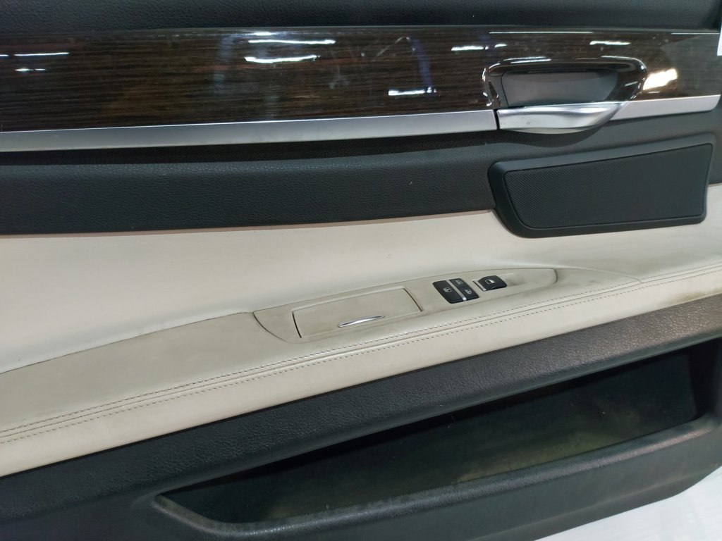 7 series Двері задні ліві BMW 7 2012 41007203981 BMW 7 4