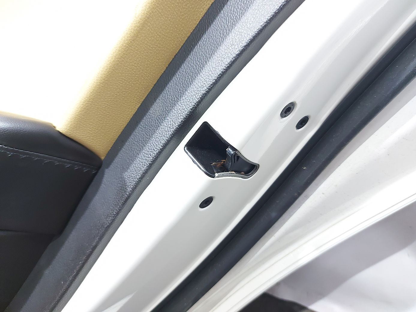 Ats Двері задні права в зборі Cadillac ATS 2013-2016 84007418 Cadillac ATS 8