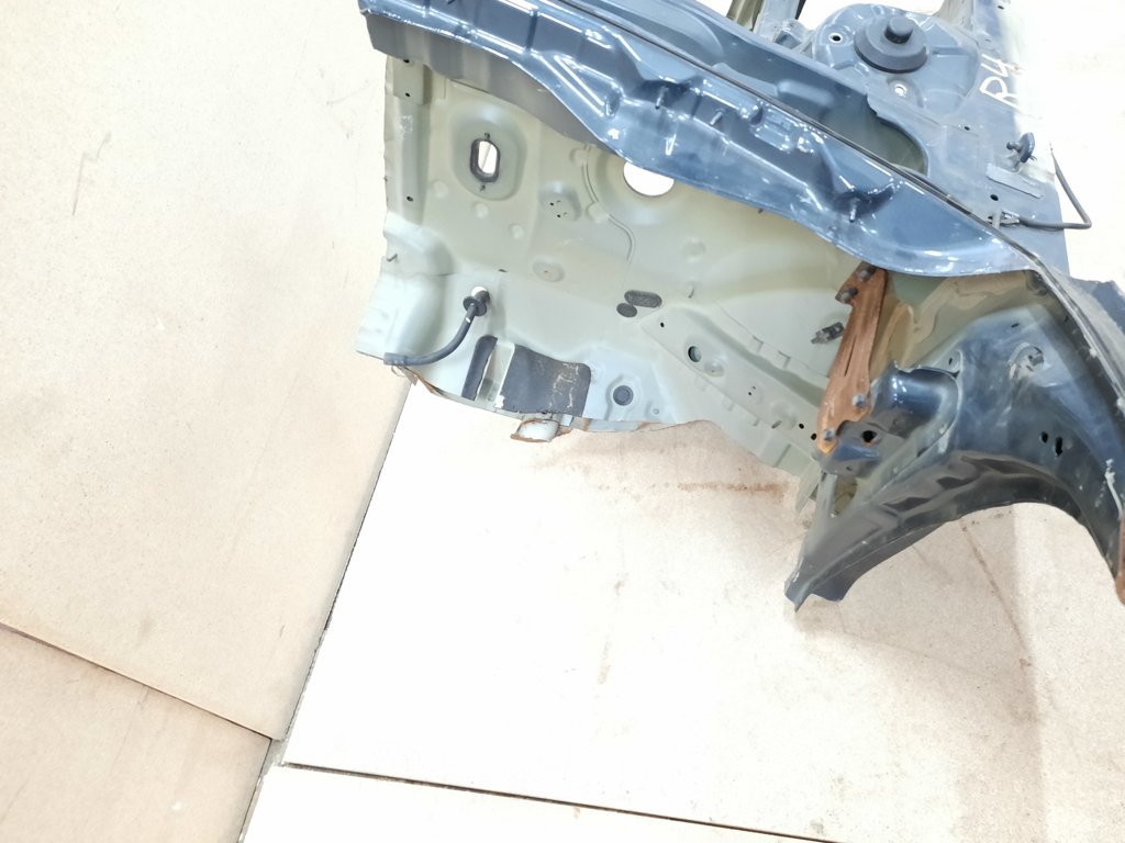 Cadenza Чверть передня права R4 Kia CADENZA 2014-2016 645023R500 Kia CADENZA 3