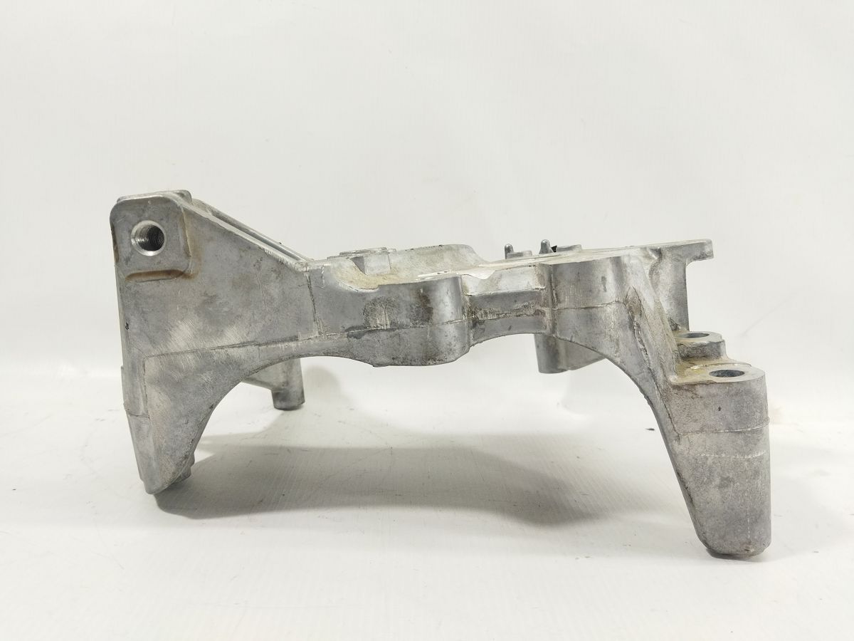 Rogue Кронштейн подушки двигуна правої Nissan Rogue 2014-2020 112314BA0B Nissan Rogue 5