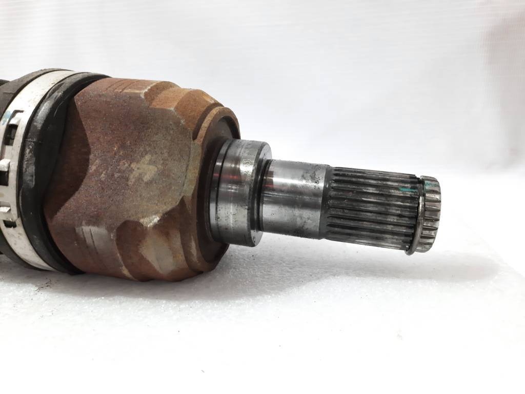 Veloster Напіввісь передня ліва Hyundai Veloster 2012-2017 495002V200 Hyundai Veloster 2