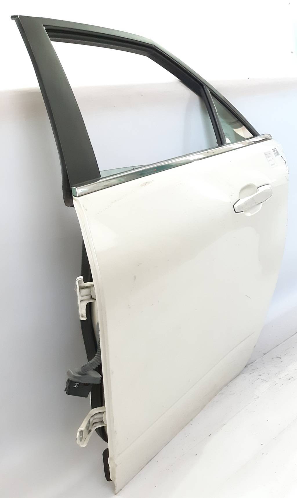 Cts Двері задні ліві Cadillac CTS 2008-2014 15880693 Cadillac CTS 2 Cts Двері задні ліві Cadillac CTS 2008-2014 15880693 Cadillac CTS 2