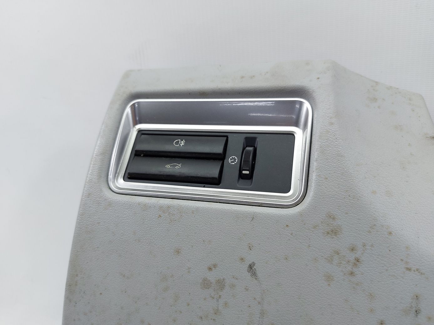 Xf Накладка торпеди нижня ліва Jaguar XF 2009-2015 C2Z22701LEG Jaguar XF 2