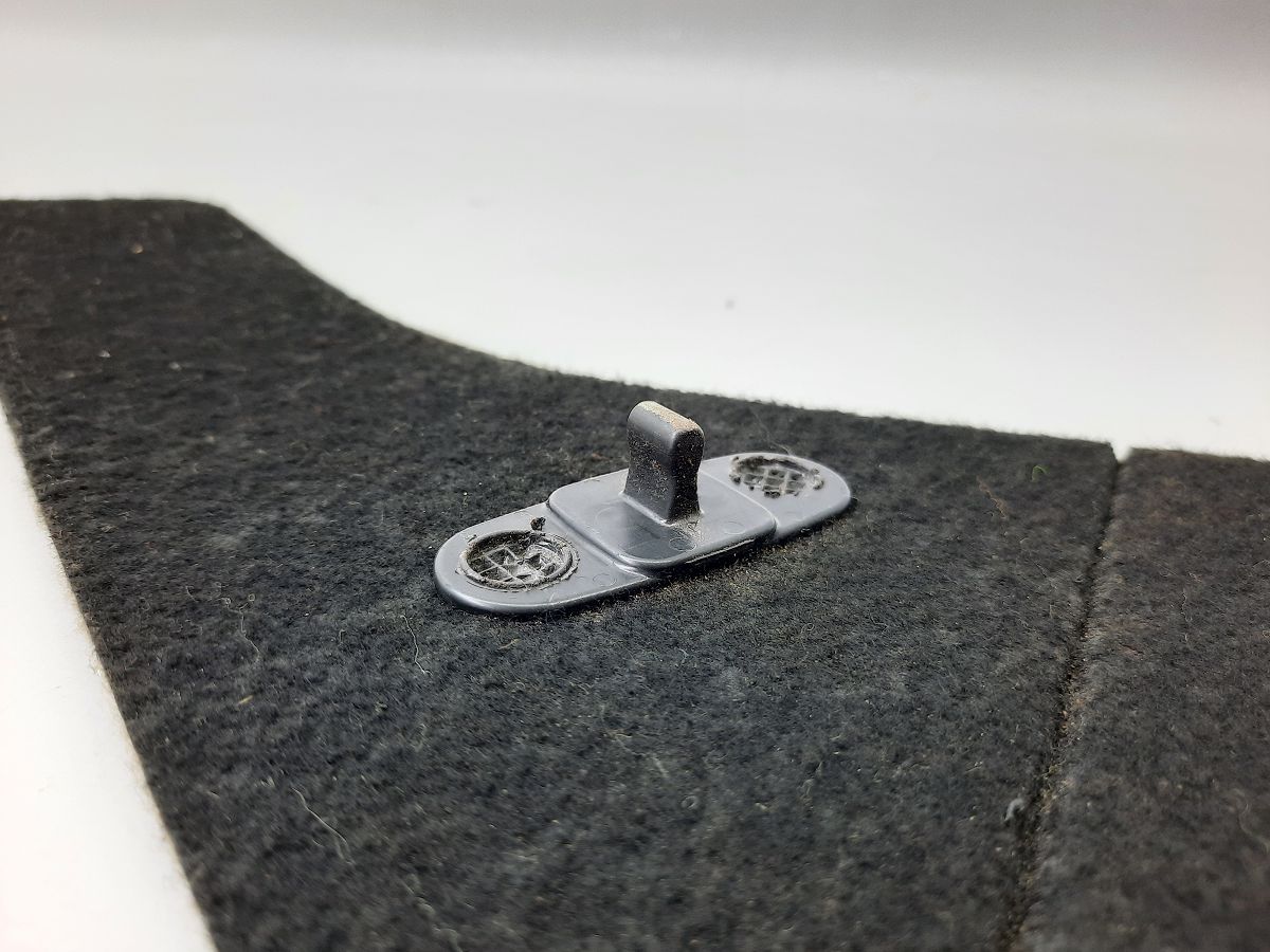 Insight Обшивка багажного отделения левая Honda Insight 2010-2014 84572TM8A01ZA Honda Insight 6