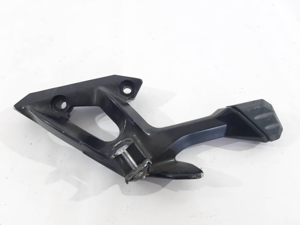 Gtr-1400. Кронштейн підніжки пасажира лівий/правий Kawasaki GTR-1400 2008-2014 350630359W9 Kawasaki GTR-1400