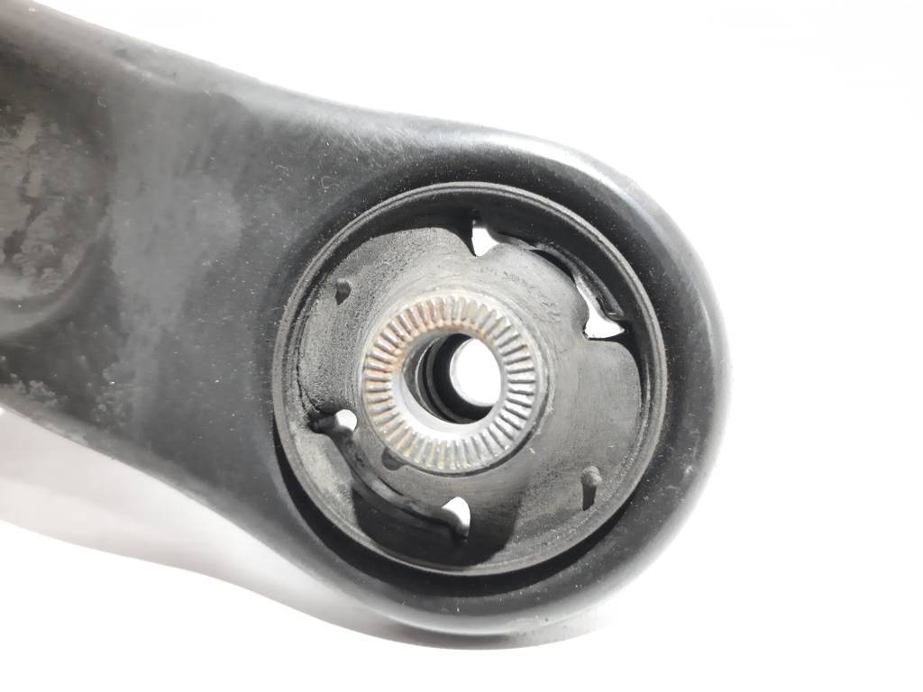 Veloster Важіль передній лівий нижній Hyundai Veloster 2011-2017 54500-2V000 Hyundai Veloster 3