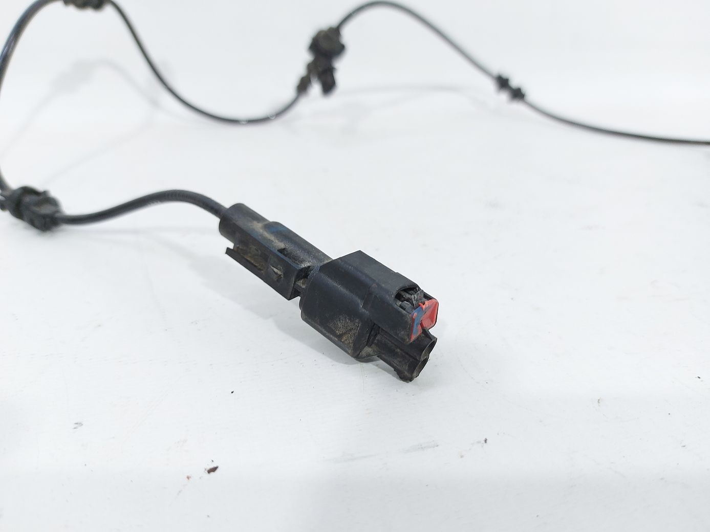 Malibu Датчик ABS колеса заднього лівого/правого Chevrolet Malibu 2016-2019 22944795 Chevrolet Malibu 3