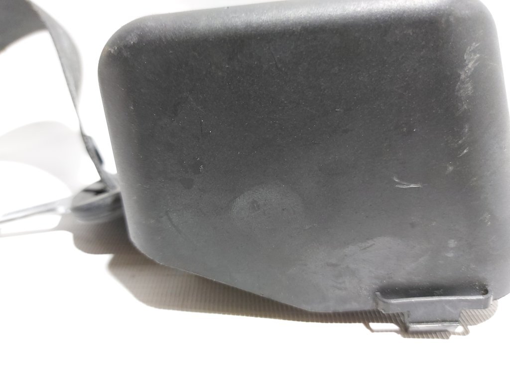 Passat s Ремінь безпеки задній центральний Volkswagen Passat S 2012-2019 561857807RAA Volkswagen Passat S 14