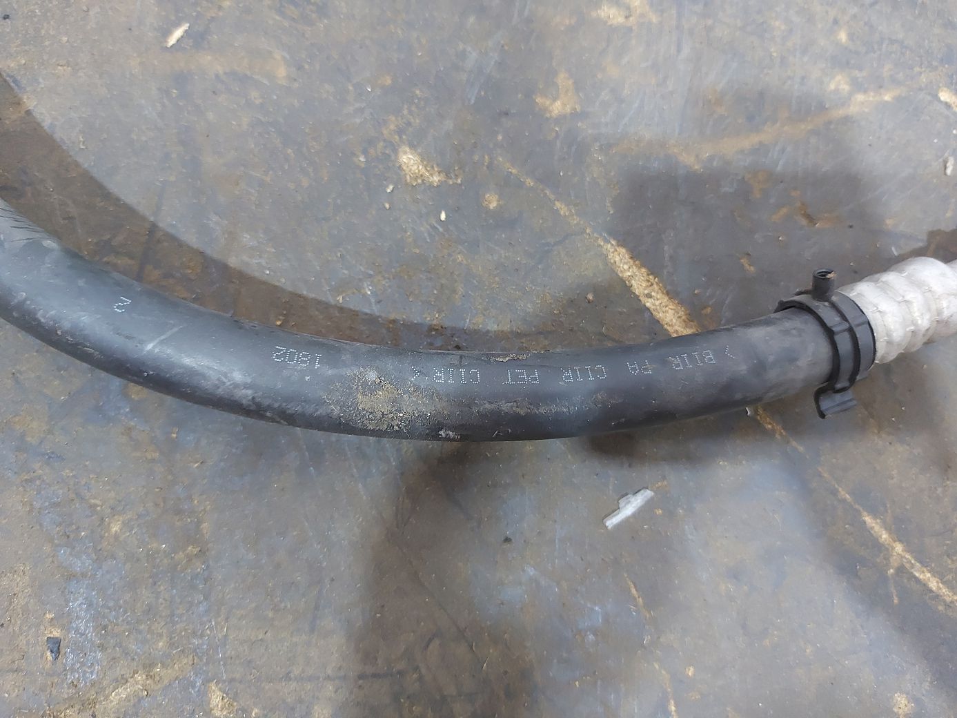 Xf Трубка кондиціонера із заправним штуцером Jaguar XF 2013-2015 C2Z16279 Jaguar XF 2 Xf Трубка кондиціонера із заправним штуцером Jaguar XF 2013-2015 C2Z16279 Jaguar XF 2