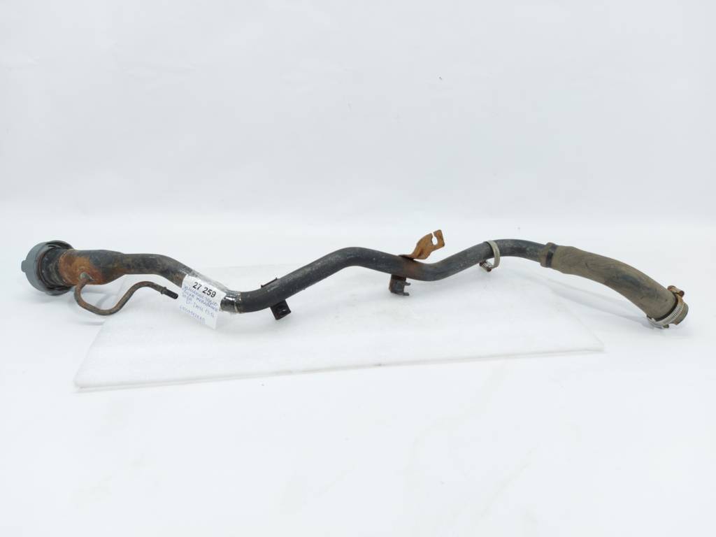 Dart Заливна горловина паливного бака Dodge Dart 2013-2019 68091428AB Dodge Dart 11