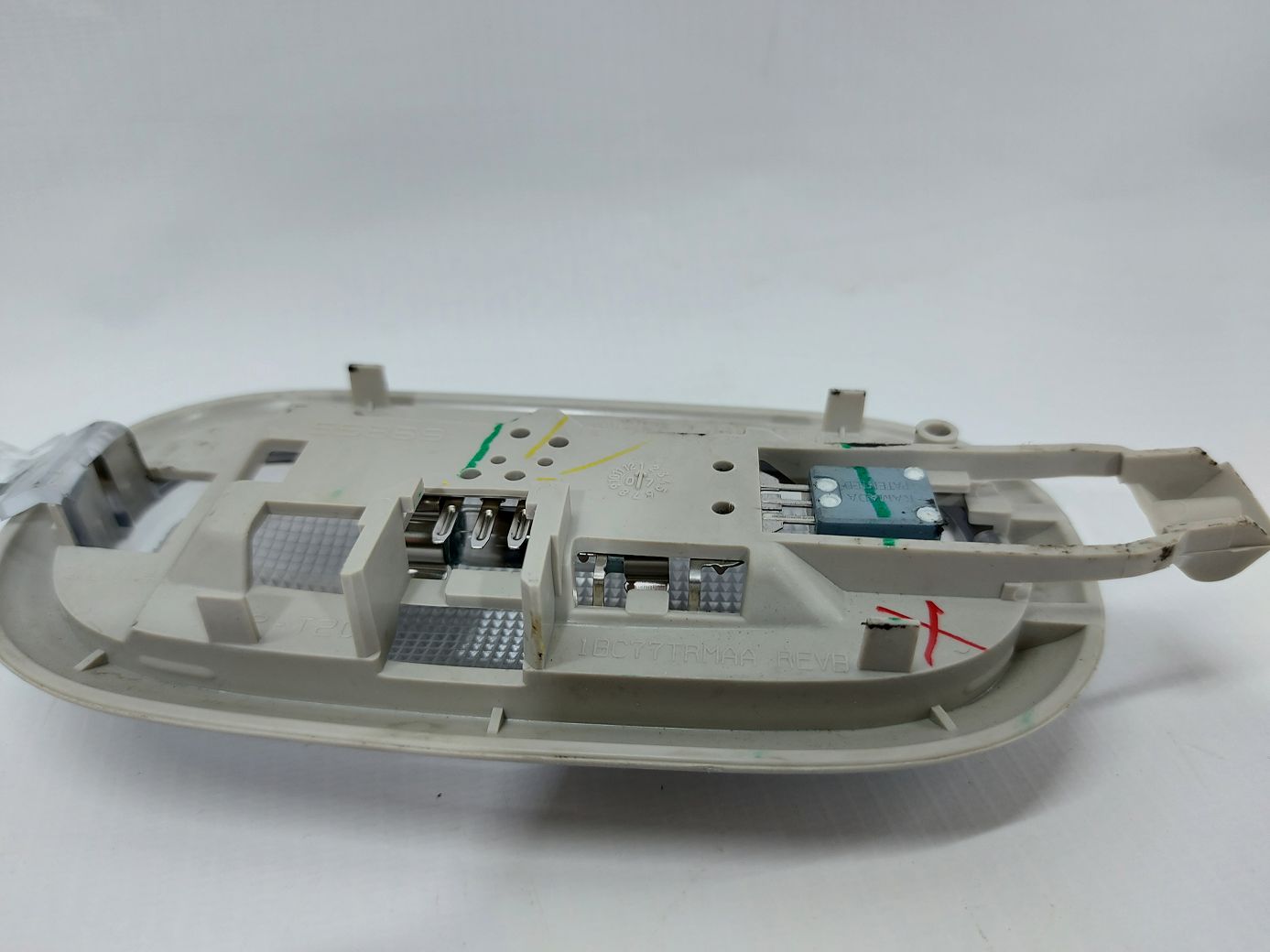 Journey Плафон потолочный центральный Dodge Journey 2011-2019 1NU56HDAAA Dodge Journey 14