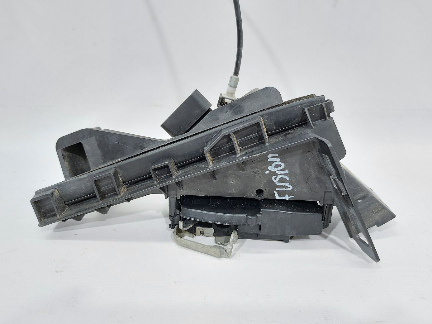 Fusion Замок двери задней левой Ford Fusion 2013-2020 FT4Z5826413E Ford Fusion 17