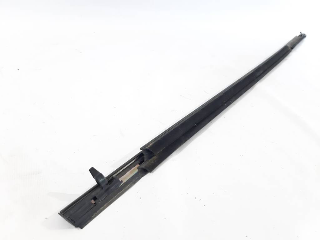Impreza Уплотнитель стекла внешний двери задней левой Subaru Impreza 2012-2016 62280FJ030 Subaru Impreza 2