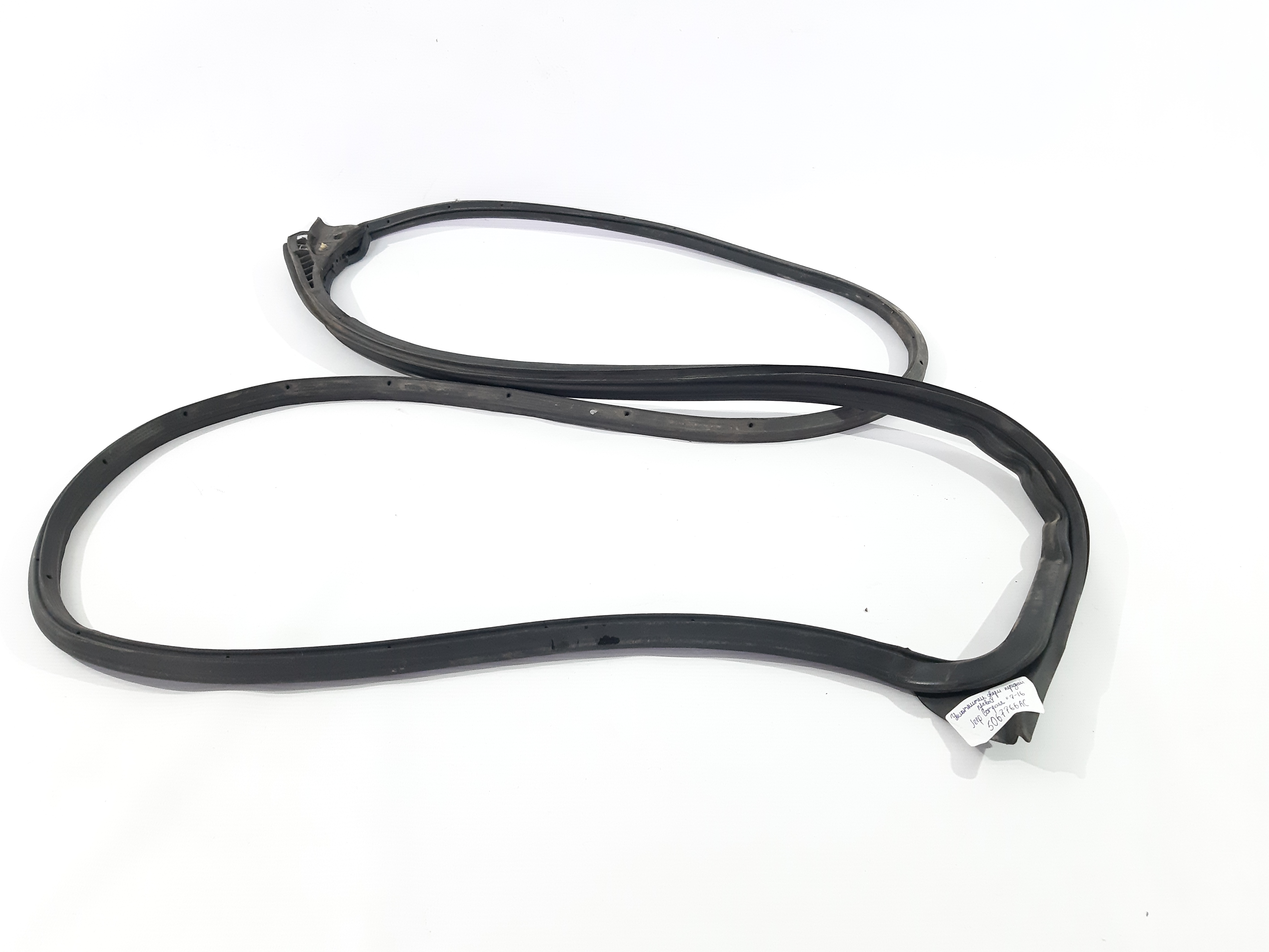 Compass. Ущільнювач дверей Jeep Compass 2007-2016 5067766AC Jeep Compass