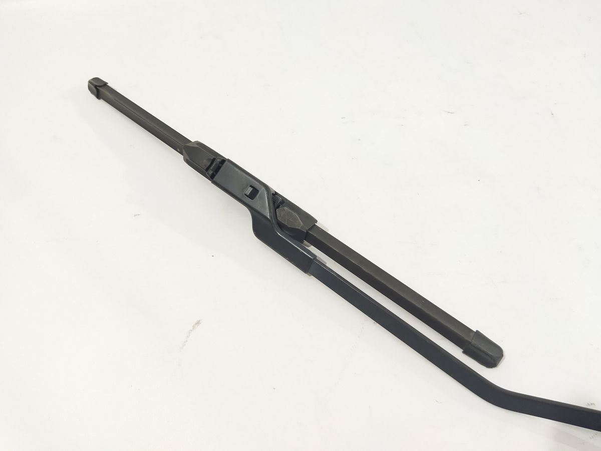 Fiesta Поводок дворника правый Ford Fiesta 2011-2019 FE8Z17526A Ford Fiesta 2 Fiesta Поводок дворника правый Ford Fiesta 2011-2019 FE8Z17526A Ford Fiesta 2