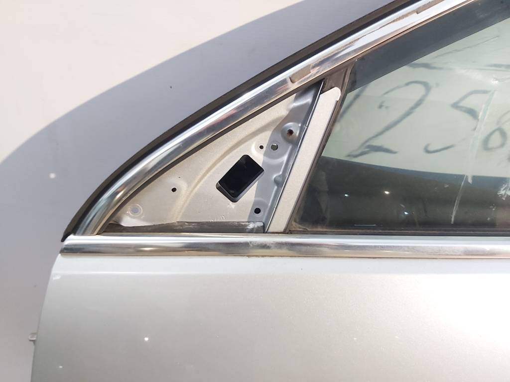 Regal Двері передні ліві Buick Regal 2011-2017 20987623 Buick Regal 25